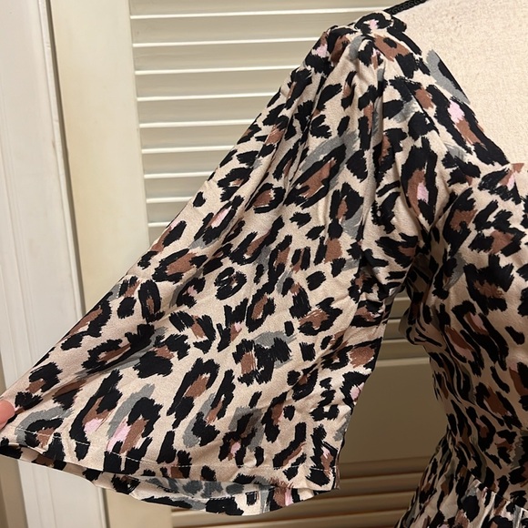 Saltwater LUXE Open Back Mini Dress in Cream Leopard Print, Size Small - Picture 6 of 17